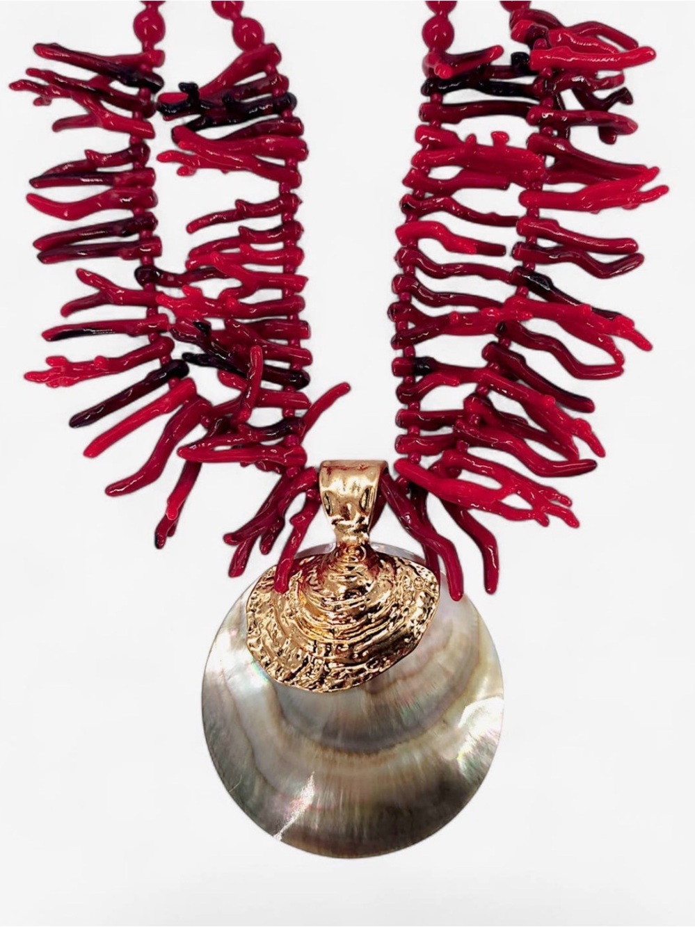 NWT Handmade Red Coral & Shell Pendant Necklace with Gold Accent Coastal Luxe
